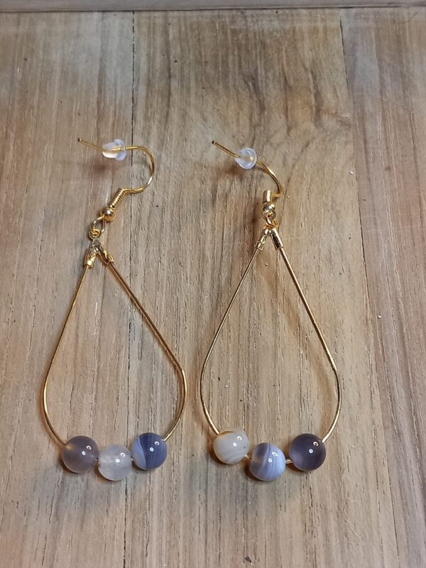Boucle Eve en pierres naturelles