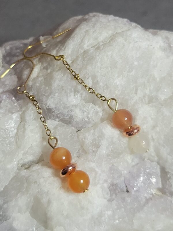 Boucle Amandine en pierres naturelles – Image 2