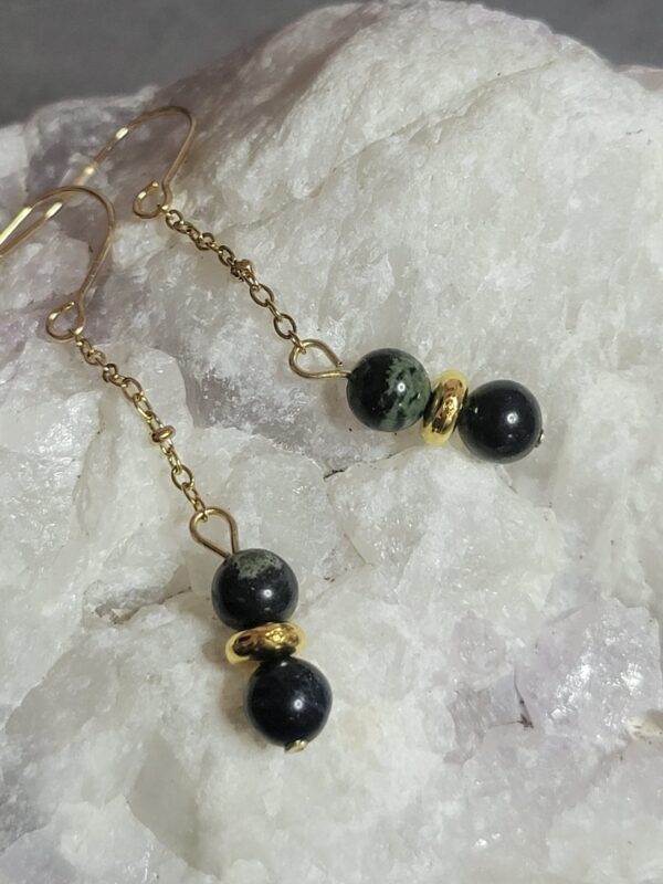 Boucle Amandine en pierres naturelles