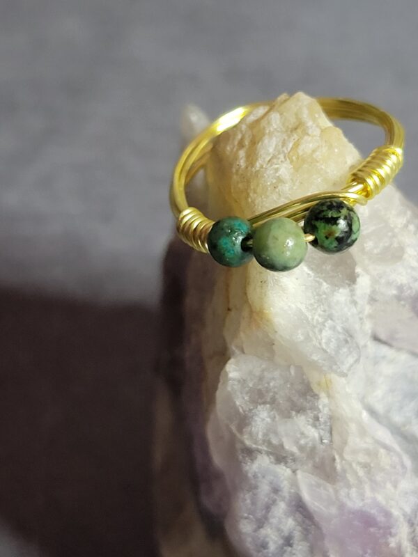 Bague Emilie en pierre naturelles
