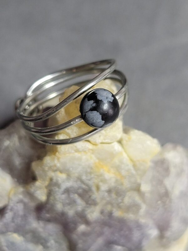 Bague Uranus en pierre naturelle