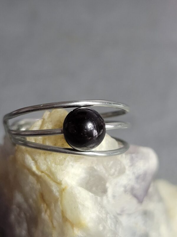 Bague Uranus en pierre naturelle – Image 2