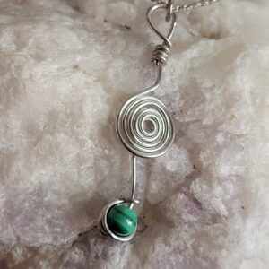 Pendentif Cléa en pierre naturelle