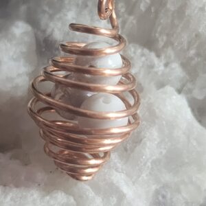 Cage Nephtys avec perles en pierres naturelles