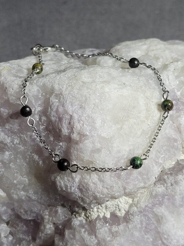 Bracelet Nout argenté en pierres naturelles