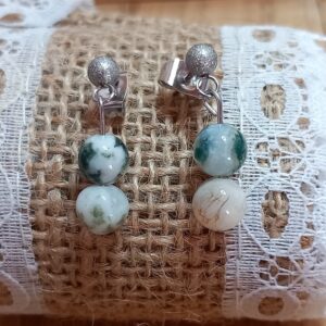 Boucle Sekhmet en pierres naturelles