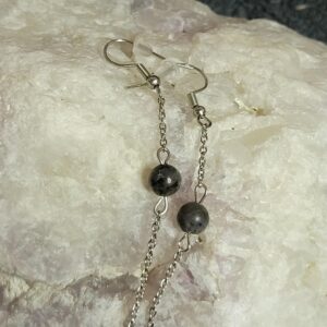 Boucle Yougi en pierres naturelles