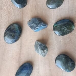 Labradorite pierre roulée