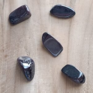 Grenat pierre roulée