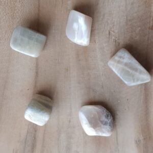 Pierre de lune pierre roulée